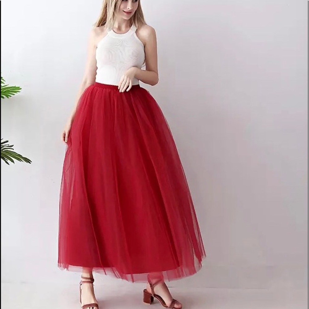 Tulle maxi skirt